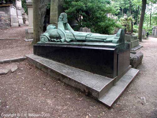 GraveYart (Arbelot - Père-Lachaise)