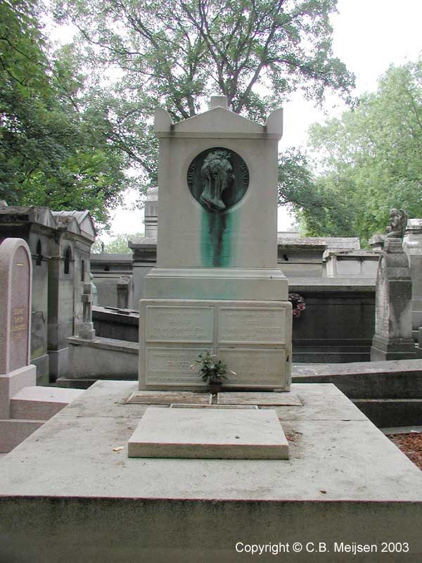 GraveYart (David - Père-Lachaise)