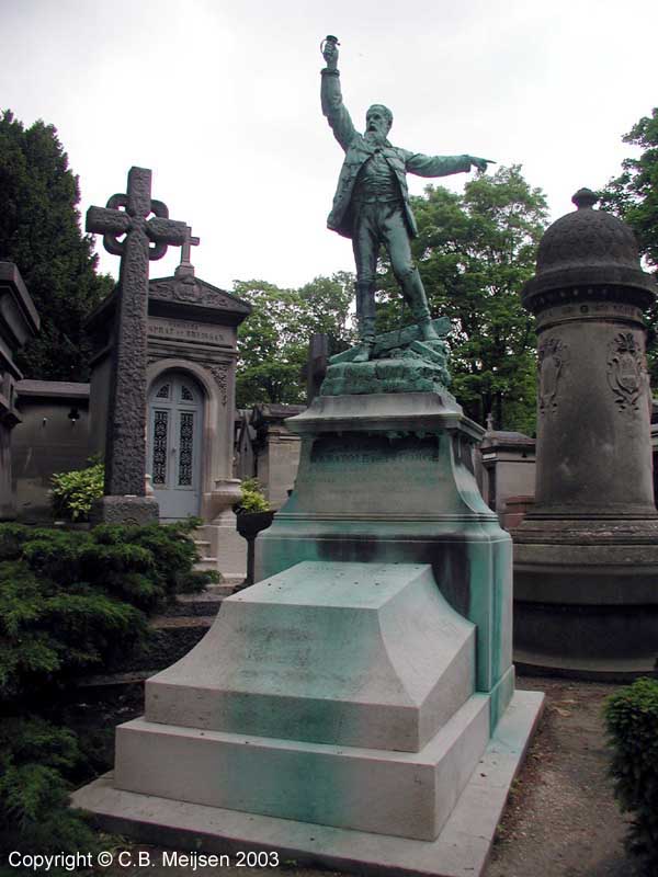 GraveYart (De la Forge - Père-Lachaise)