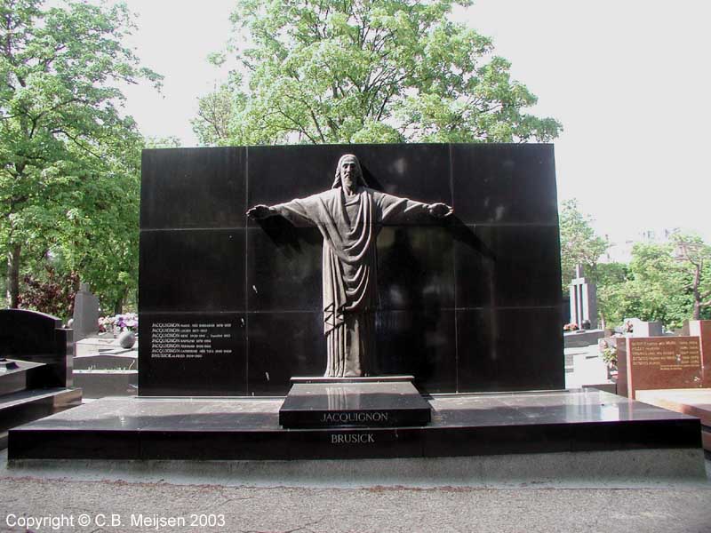 GraveYart (Jacquignon - Père-Lachaise)