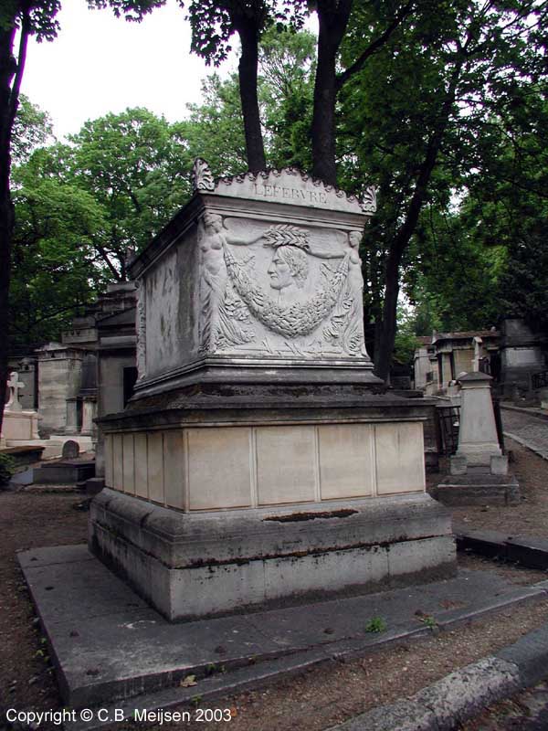 GraveYart (Lefebvre - Père-Lachaise)